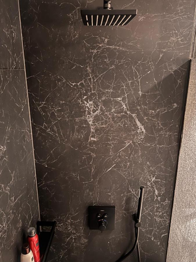 Black Diamond Daire Zürih Dış mekan fotoğraf